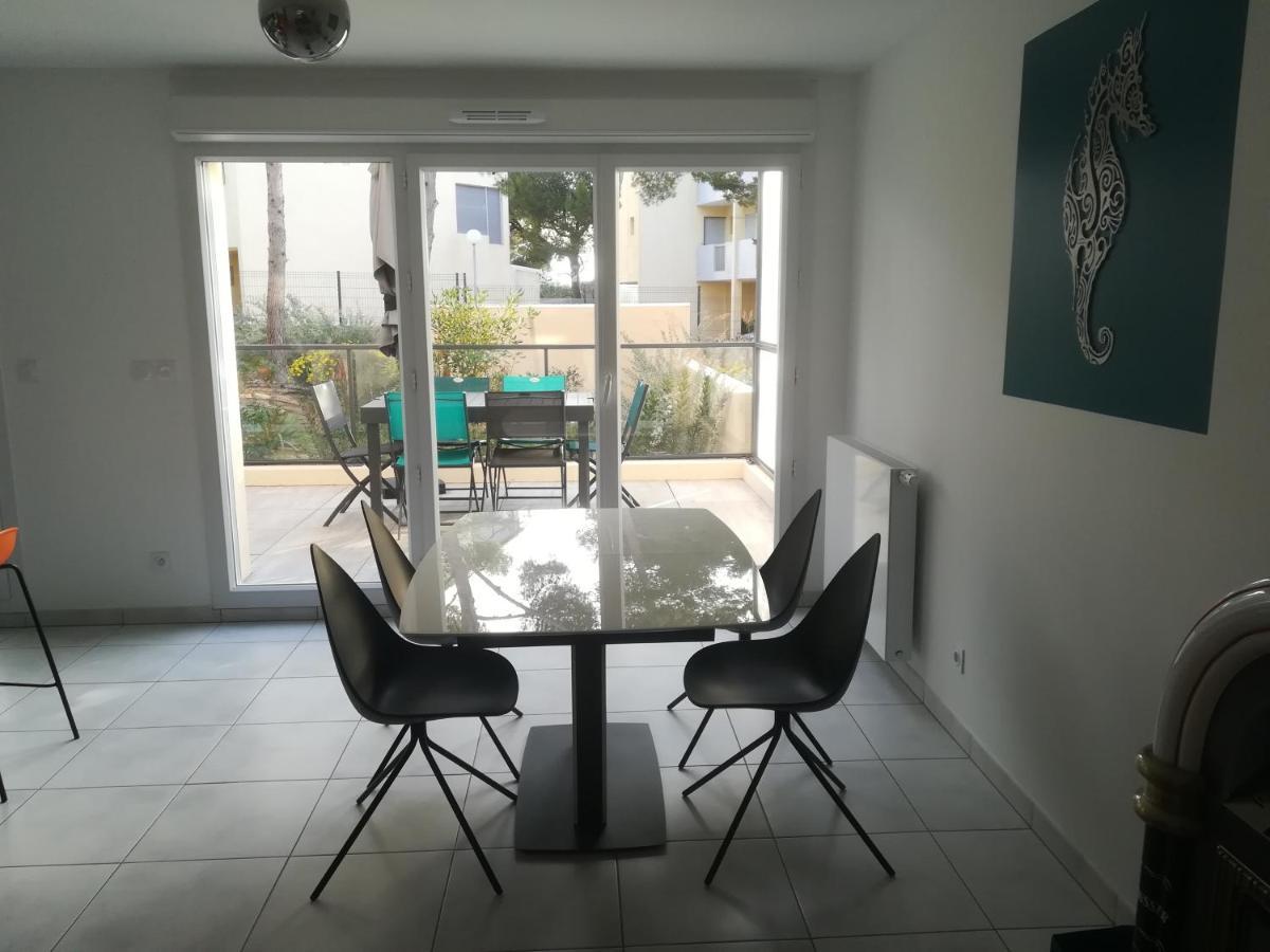 Bel Appartement Avec Terrasse - Plage De Carro A Pied مارتيج المظهر الخارجي الصورة