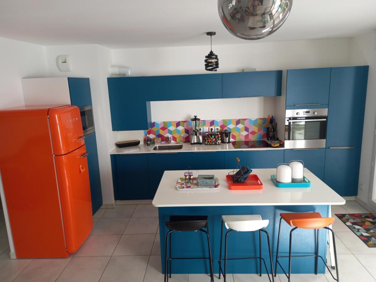 Bel Appartement Avec Terrasse - Plage De Carro A Pied مارتيج المظهر الخارجي الصورة